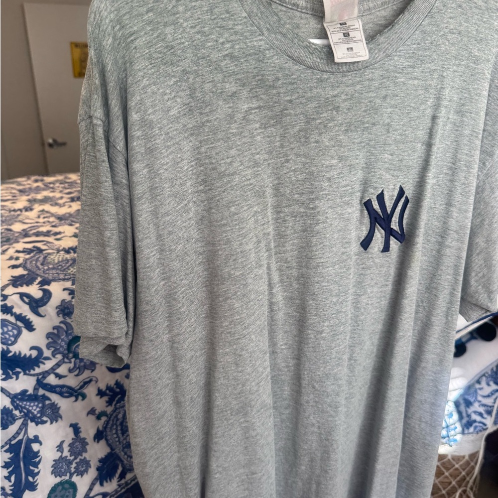 Fruit of the Loom Light Gray NY Logo Men's Tee